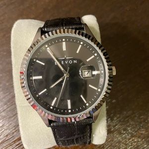 Mens Elevon silver/black leather watch